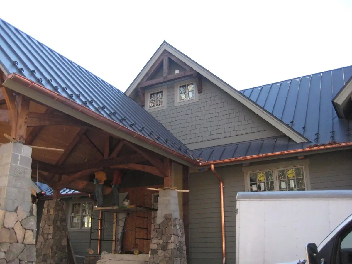 Craftsman Roofing team delivering quality roofing work in Heights